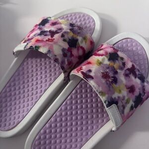 Easy Spirit Purple Floral Sandals
